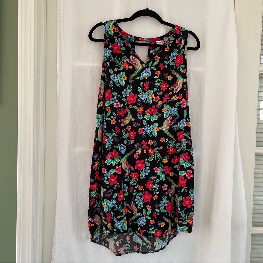 Multicolor black floral mini dress with v-neck and keyhole back.